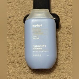 NWT method.body simply nourish shampoo